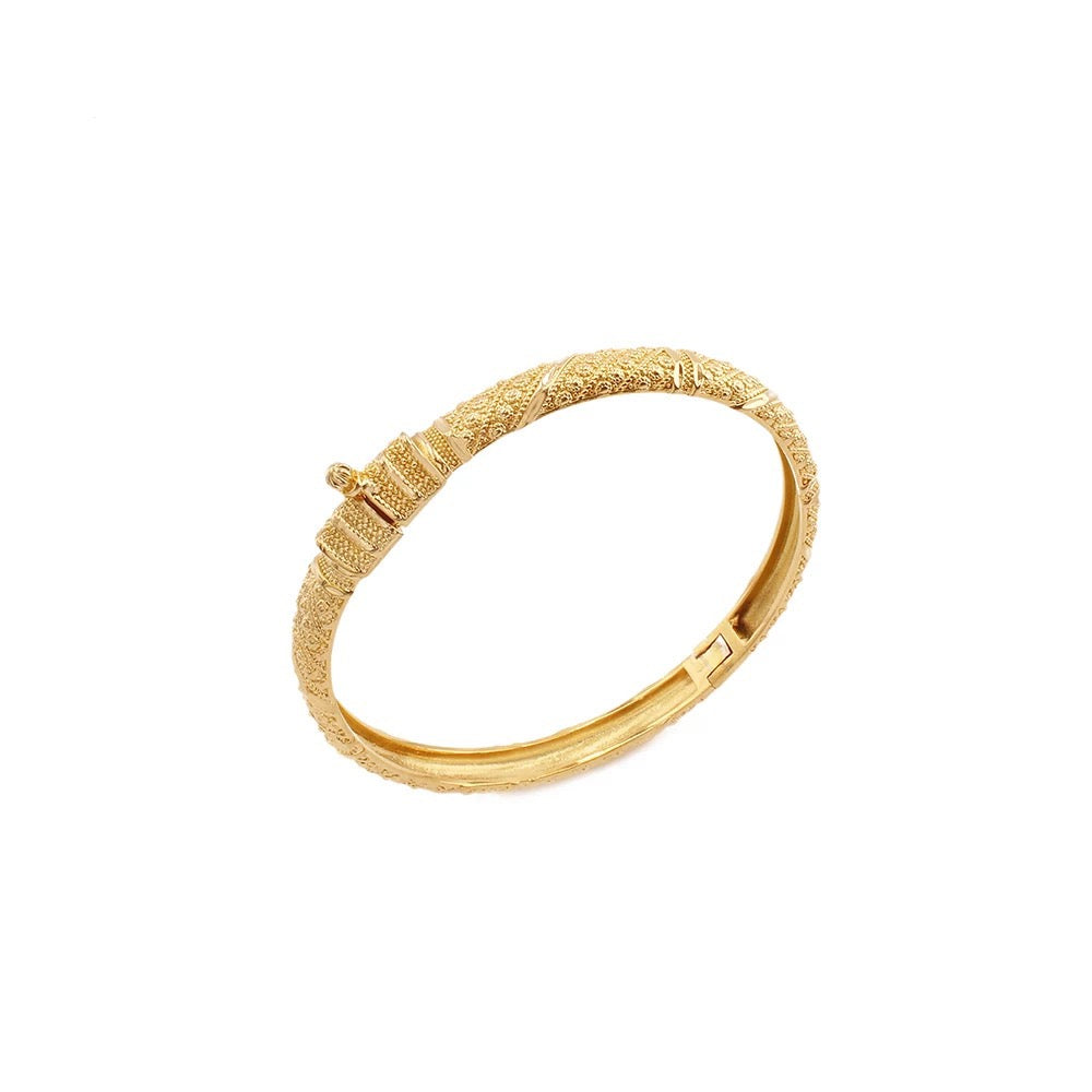 Royal Gold Nadirah Bangle