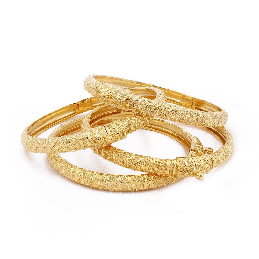 Royal Gold Nadirah Bangle