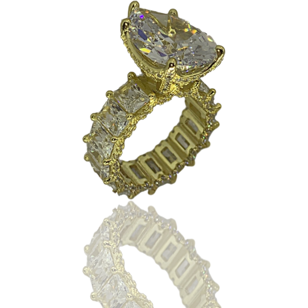 
            
                Load image into Gallery viewer, Mina Ring | Gold
            
        