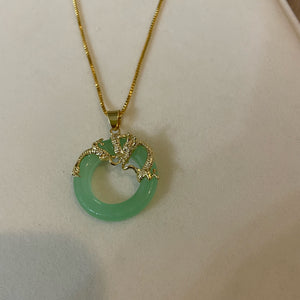
            
                Load image into Gallery viewer, Gold Dragon Circular Jade Necklace
            
        